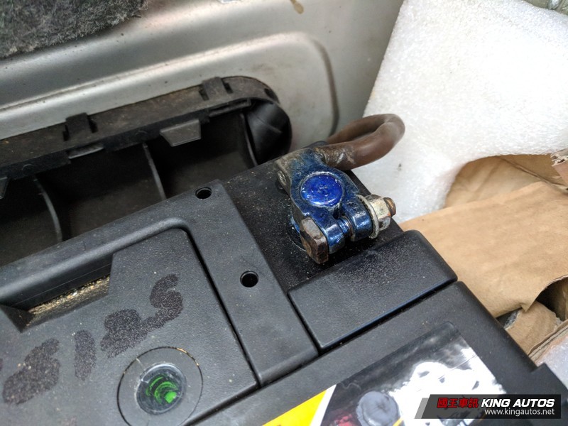 【國王學苑】汽車電瓶保養方式說明 【國王學苑】汽車電瓶保養方式說明