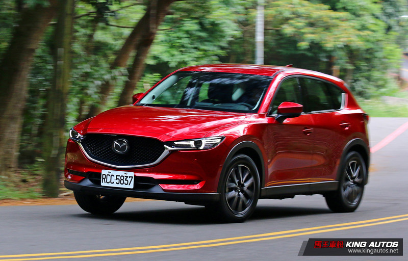 【國王集評】雙雄比拚 《Mazda CX-5 & Honda CR-V》 ─ 動態篇 【國王集評】雙雄比拚 《Mazda CX-5 & Honda CR-V》 ─ 動態篇