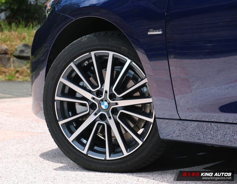 雙離合器變速箱上身─小改款《BMW 220i Active Tourer Sport Line》試駕報導 雙離合器變速箱上身─小改款《BMW 220i Active Tourer Sport Line》試駕報導