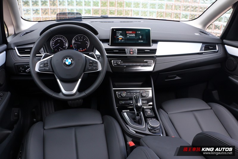 雙離合器變速箱上身─小改款《BMW 220i Active Tourer Sport Line》試駕報導 雙離合器變速箱上身─小改款《BMW 220i Active Tourer Sport Line》試駕報導
