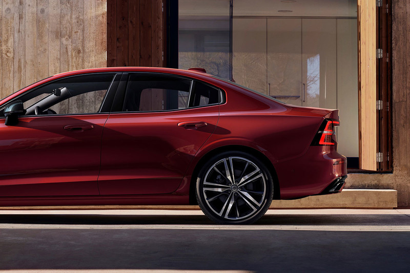 大改《Volvo S60》首演亮相 臺灣預計2019年導入