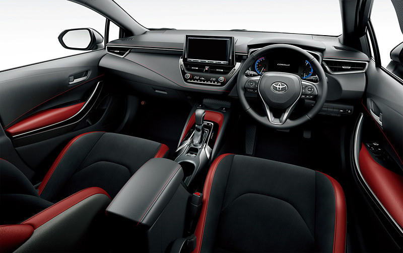 《Toyota Corolla Sport》日版《Auris》正式登場 1.2T與1.8 Hybrid雙動力月販目標2,300輛 《Toyota Corolla Sport》日版《Auris》正式登場 1.2T與1.8 Hybrid雙動力月販目標2,300輛