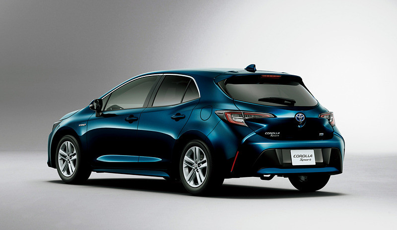 《Toyota Corolla Sport》日版《Auris》正式登場 1.2T與1.8 Hybrid雙動力月販目標2,300輛 《Toyota Corolla Sport》日版《Auris》正式登場 1.2T與1.8 Hybrid雙動力月販目標2,300輛