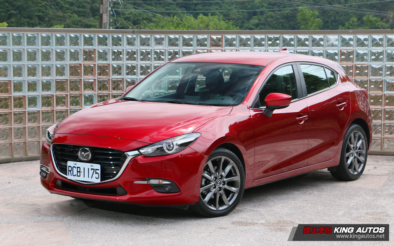 【市場分析】《Toyota Auris》將成為馬三殺手?兩車戰力完整剖析 【市場分析】《Toyota Auris》將成為馬三殺手?兩車戰力完整剖析