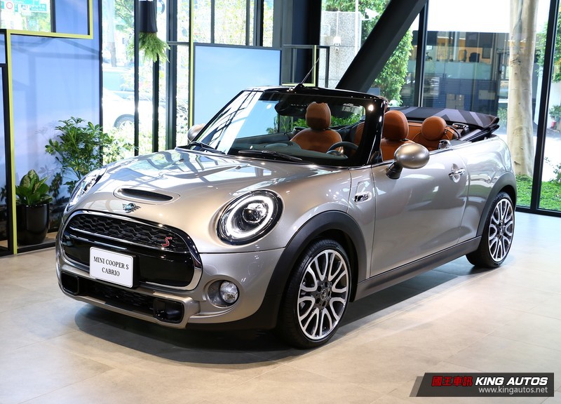 七速DCT變速箱導入 小改款《Mini Cooper 3D/5D/Cabrio》全車系臺灣正式發表 七速DCT變速箱導入 小改款《Mini Cooper 3D/5D/Cabrio》全車系臺灣正式發表