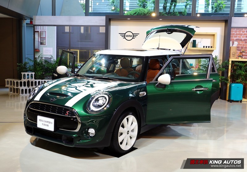 七速DCT變速箱導入 小改款《Mini Cooper 3D/5D/Cabrio》全車系臺灣正式發表 七速DCT變速箱導入 小改款《Mini Cooper 3D/5D/Cabrio》全車系臺灣正式發表