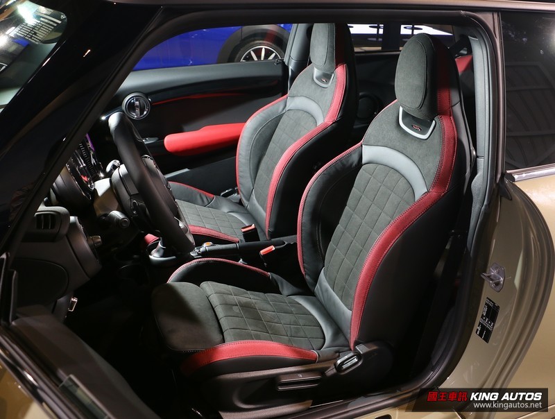 七速DCT變速箱導入 小改款《Mini Cooper 3D/5D/Cabrio》全車系臺灣正式發表 七速DCT變速箱導入 小改款《Mini Cooper 3D/5D/Cabrio》全車系臺灣正式發表