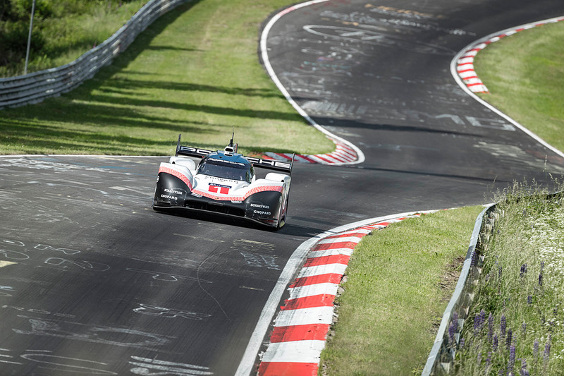 寫下5分19.546秒成績 《Porsche 919 Hybrid Evo》刷新Nürburgring北賽道紀錄 寫下5分19.546秒成績 《Porsche 919 Hybrid Evo》刷新Nürburgring北賽道紀錄