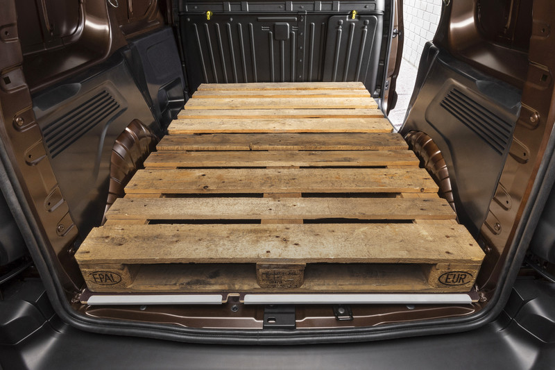 新世代《Opel Combo》商用成員同步改朝換代 新世代《Opel Combo》商用成員同步改朝換代