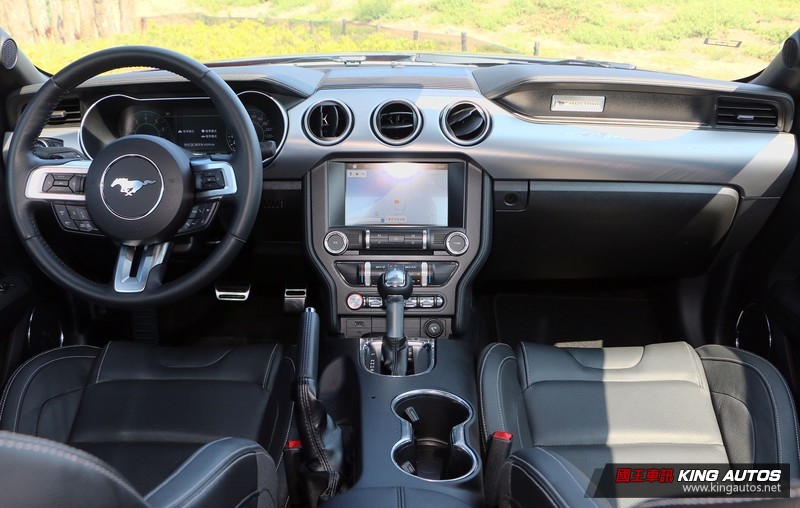 堅持大排氣量的美國味 ─《Ford Mustang 5.0 GT Premium》試駕報導 堅持大排氣量的美國味 ─《Ford Mustang 5.0 GT Premium》試駕報導