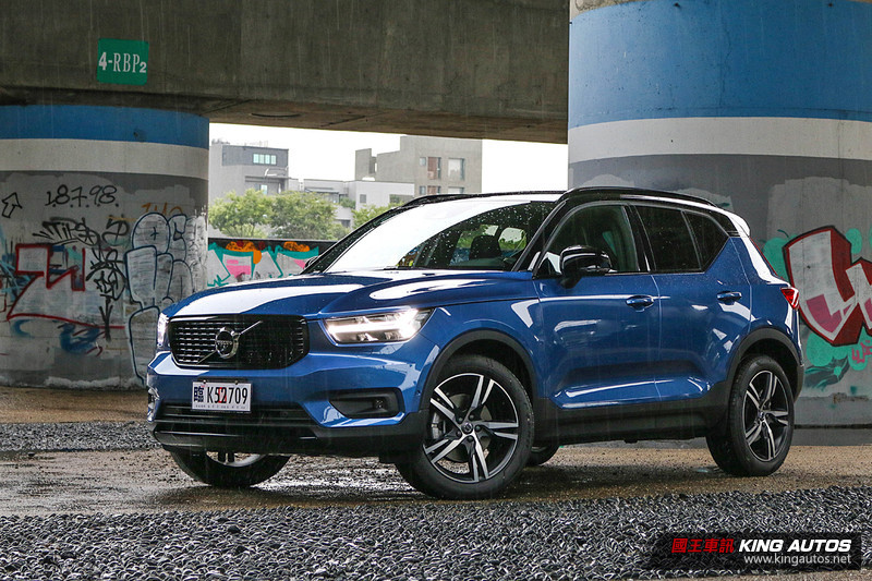 和你想的不一樣 — 《Volvo XC40 T4 R-Design》試車報導 和你想的不一樣 — 《Volvo XC40 T4 R-Design》試車報導