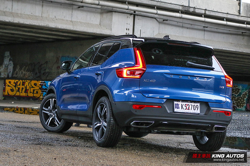 和你想的不一樣 — 《Volvo XC40 T4 R-Design》試車報導 和你想的不一樣 — 《Volvo XC40 T4 R-Design》試車報導