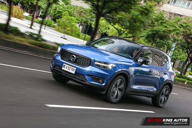 和你想的不一樣 — 《Volvo XC40 T4 R-Design》試車報導 和你想的不一樣 — 《Volvo XC40 T4 R-Design》試車報導