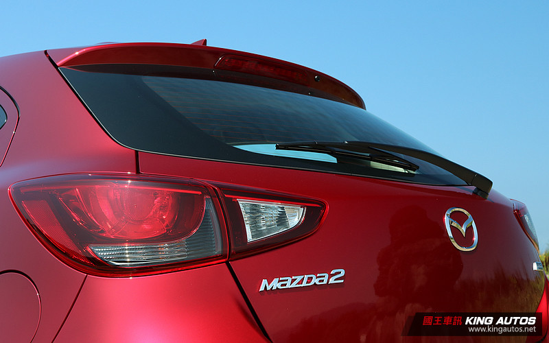 嗆紅魂動小馬 搶眼更添安全2019年式《Mazda2頂級型》試駕 嗆紅魂動小馬 搶眼更添安全2019年式《Mazda2頂級型》試駕