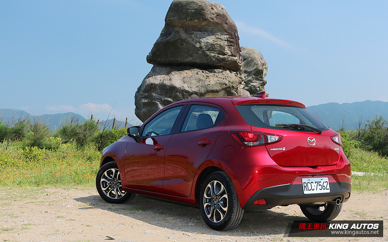 嗆紅魂動小馬 搶眼更添安全2019年式《Mazda2頂級型》試駕 嗆紅魂動小馬 搶眼更添安全2019年式《Mazda2頂級型》試駕