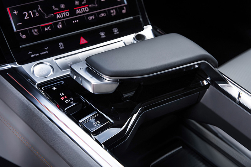 《Audi e-tron Prototype》座艙完整揭露 全面數位化提升科技質感 《Audi e-tron Prototype》座艙完整揭露 全面數位化提升科技質感
