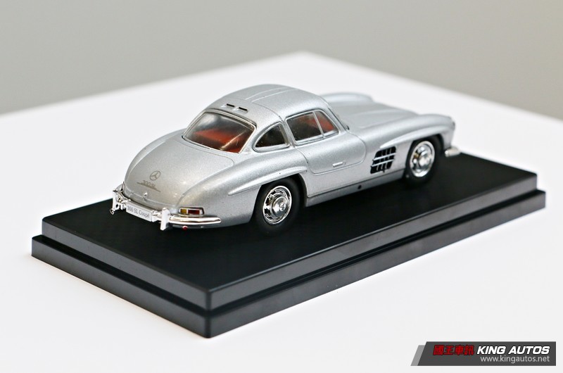 全套五款車型開箱 7-11推出《Mercedes-Benz》賓士1/43金屬模型車 全套五款車型開箱 7-11推出《Mercedes-Benz》賓士1/43金屬模型車