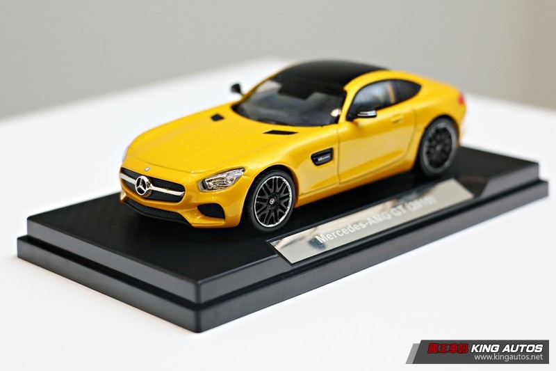 全套五款車型開箱 7-11推出《Mercedes-Benz》賓士1/43金屬模型車 全套五款車型開箱 7-11推出《Mercedes-Benz》賓士1/43金屬模型車
