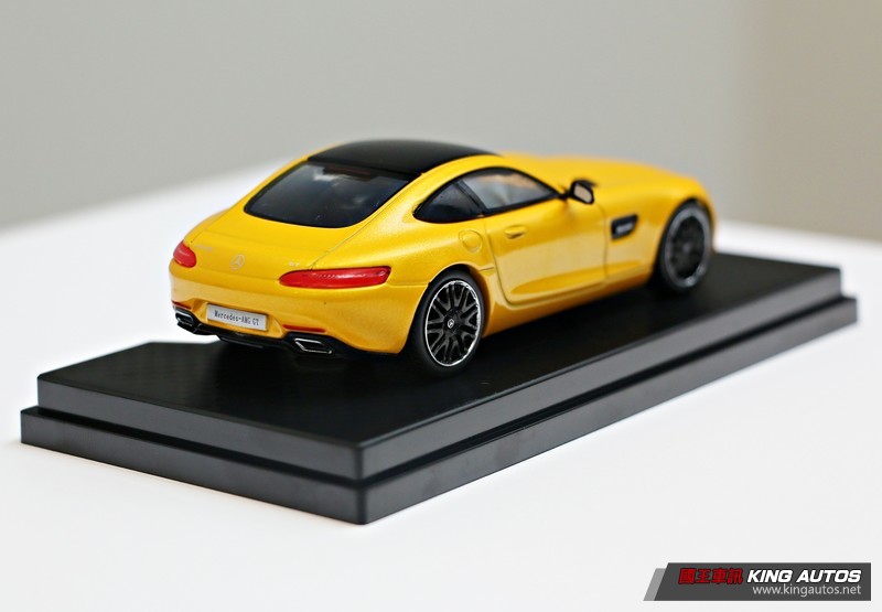 全套五款車型開箱 7-11推出《Mercedes-Benz》賓士1/43金屬模型車 全套五款車型開箱 7-11推出《Mercedes-Benz》賓士1/43金屬模型車