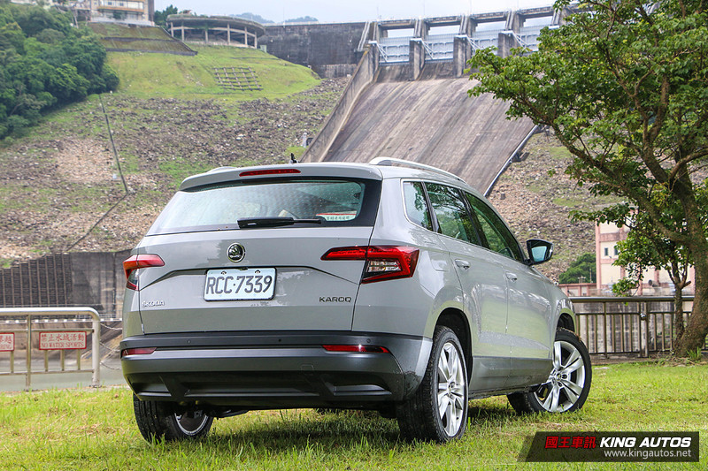 【國王BUY駕】《Škoda Karoq 1.5 TSI尊榮版》值得購買的理由? 【國王BUY駕】《Škoda Karoq 1.5 TSI尊榮版》值得購買的理由?