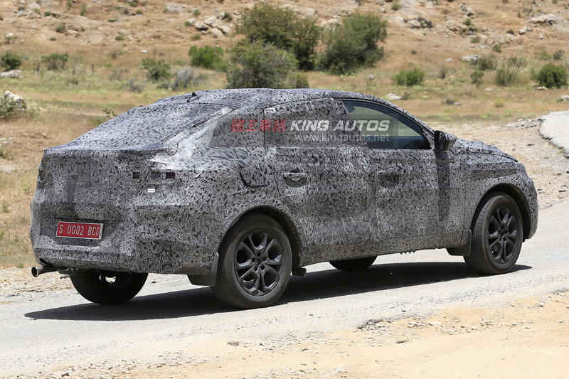 跨界SUV熱度不減 《Renault Captur Coupé》預約2019年亮相 跨界SUV熱度不減 《Renault Captur Coupé》預約2019年亮相