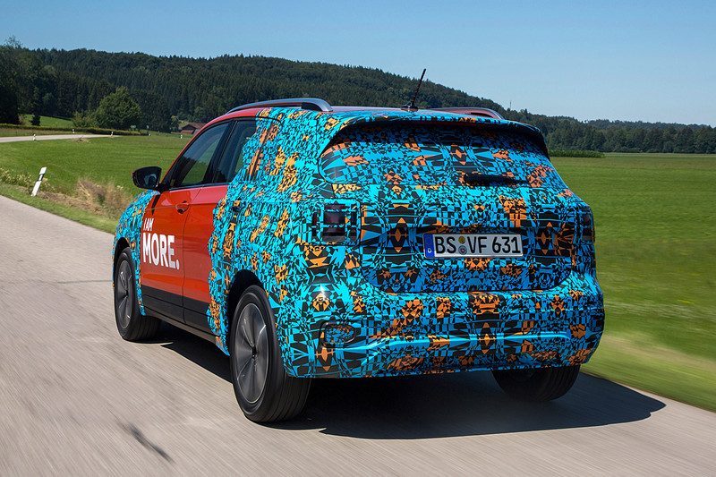 《Volkswagen T-Cross》官方原型車首度曝光 目標第三季首演亮相 《Volkswagen T-Cross》官方原型車首度曝光 目標第三季首演亮相