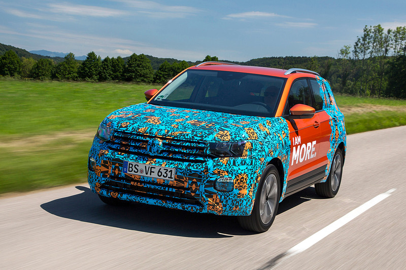 《Volkswagen T-Cross》官方原型車首度曝光 目標第三季首演亮相 《Volkswagen T-Cross》官方原型車首度曝光 目標第三季首演亮相