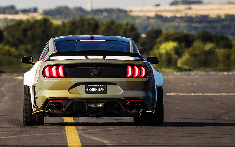 與噴火式戰機同框現身 RAF Eagle Squadron主題《Ford Mustang GT》搶先於Goodwood FoS盛會 與噴火式戰機同框現身 RAF Eagle Squadron主題《Ford Mustang GT》搶先於Goodwood FoS盛會