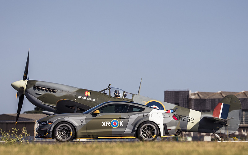 與噴火式戰機同框現身 RAF Eagle Squadron主題《Ford Mustang GT》搶先於Goodwood FoS盛會 與噴火式戰機同框現身 RAF Eagle Squadron主題《Ford Mustang GT》搶先於Goodwood FoS盛會