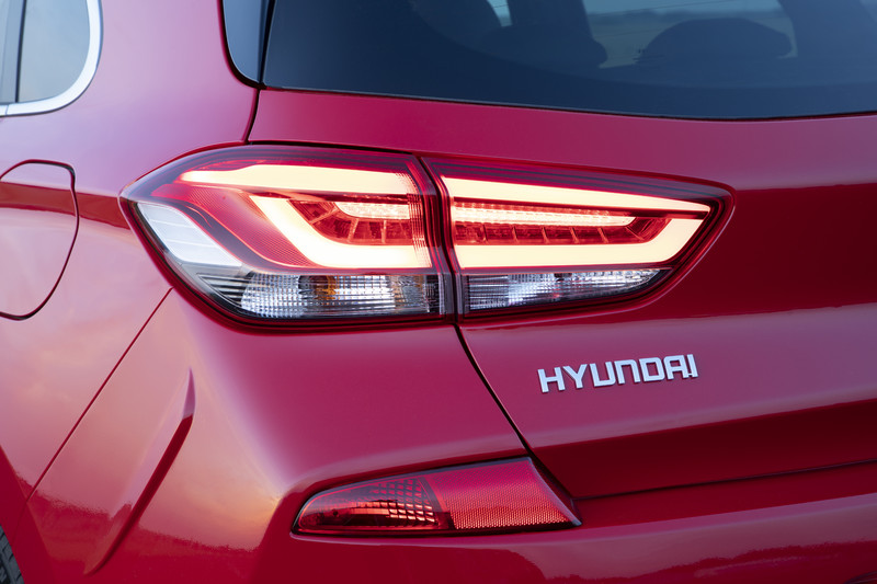 《Hyundai i30 N Line》全新運動化產品線首部曲正式亮相 《Hyundai i30 N Line》全新運動化產品線首部曲正式亮相