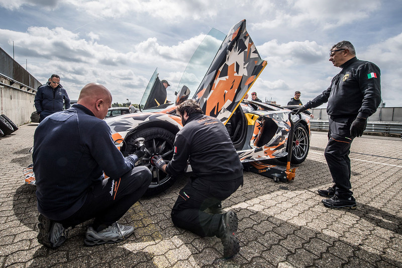 《Lamborghini Aventador SVJ》圈速揭曉 新Nürburgring王者登基 《Lamborghini Aventador SVJ》圈速揭曉 新Nürburgring王者登基