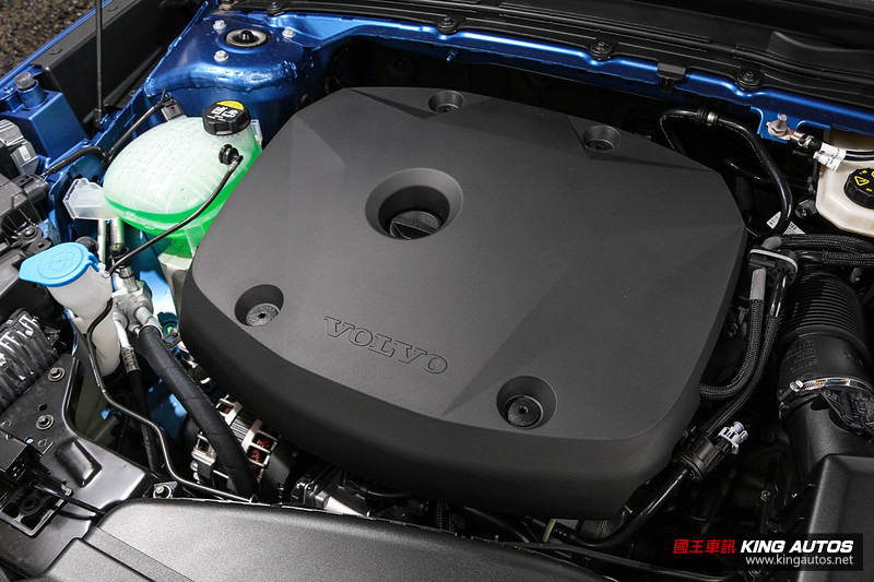 《Volvo XC40》正式在臺上市 3車型169.9萬元起登場 《Volvo XC40》正式在臺上市 3車型169.9萬元起登場