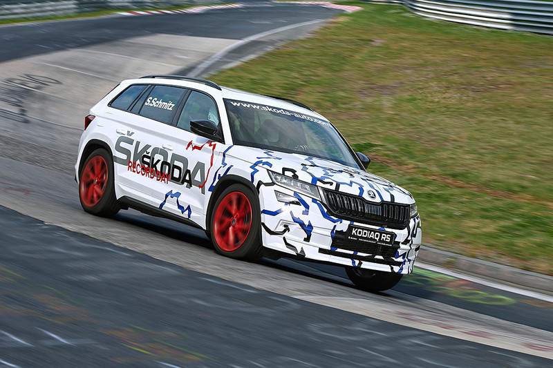 《Škoda Karoq Sportline》預約巴黎車展首演 臺灣目前正積極評估導入中 《Škoda Karoq Sportline》預約巴黎車展首演 臺灣目前正積極評估導入中