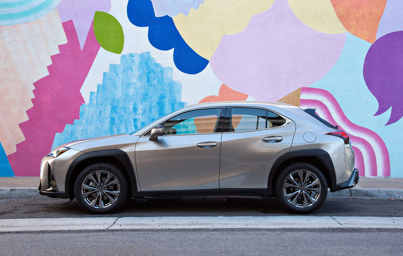 日本預告《Lexus UX》即將發表 台灣市場有待第四季導入 日本預告《Lexus UX》即將發表 台灣市場有待第四季導入