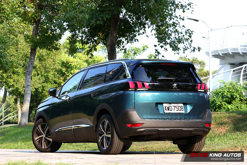 超值獅族七人座SUV ─《Peugeot 5008 SUV》試駕報導 超值獅族七人座SUV ─《Peugeot 5008 SUV》試駕報導