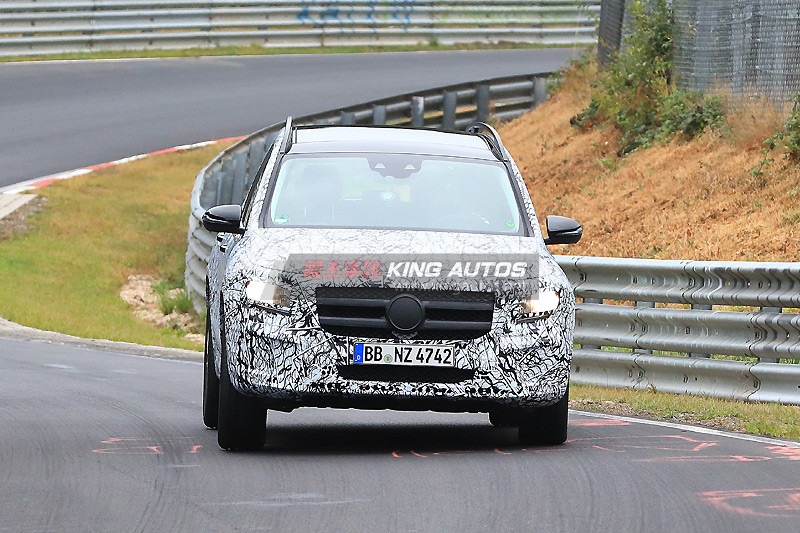 小一號的GLK? 《Mercedes-Benz GLB》現身Nürburgring實測 小一號的GLK? 《Mercedes-Benz GLB》現身Nürburgring實測