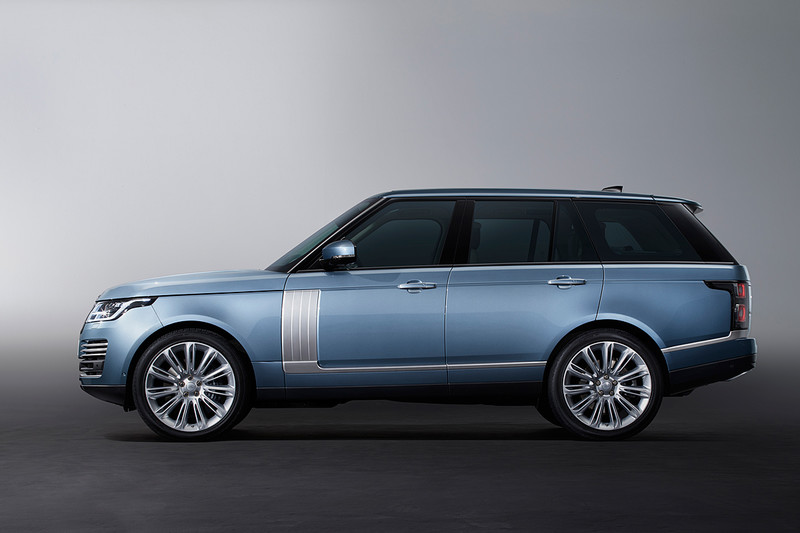小改《Range Rover》與《Range Rover Sport》352萬起預售開跑 預告9月下旬正式發表 小改《Range Rover》與《Range Rover Sport》352萬起預售開跑 預告9月下旬正式發表
