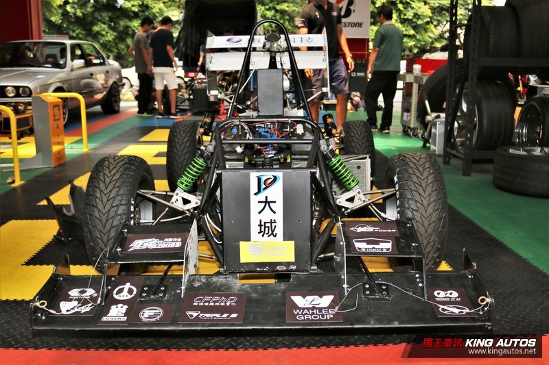 【國王學苑】探索底盤絕對領域─《清大學生方程式賽車》 【國王學苑】探索底盤絕對領域─《清大學生方程式賽車》
