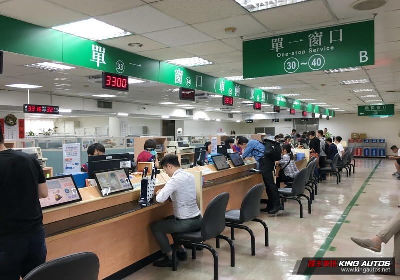 【二手車系列專題四】—不用找代辦 自己到《監理站》過戶超簡單 【二手車系列專題四】—不用找代辦 自己到《監理站》過戶超簡單