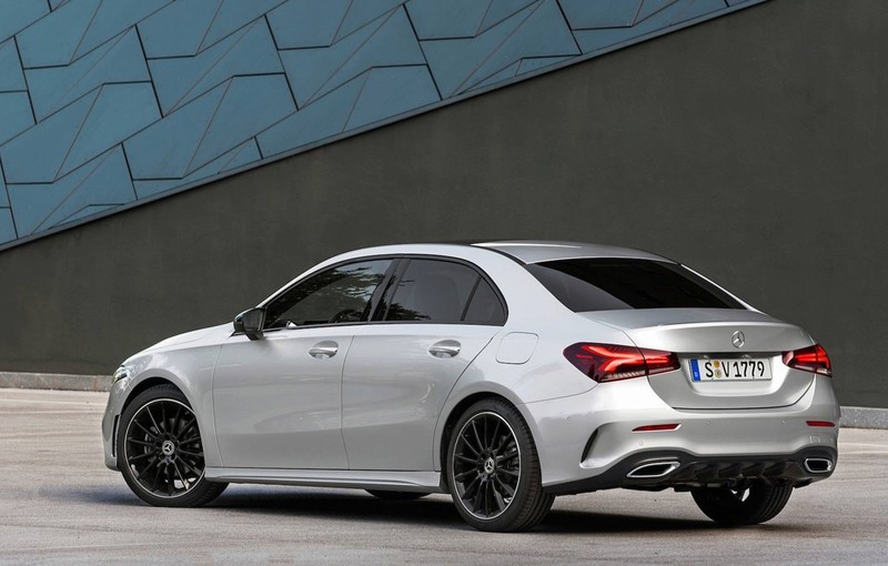 德國市場售價公布 全新《Mercedes-Benz A-Class Sedan》3萬歐元起開賣 德國市場售價公布 全新《Mercedes-Benz A-Class Sedan》3萬歐元起開賣