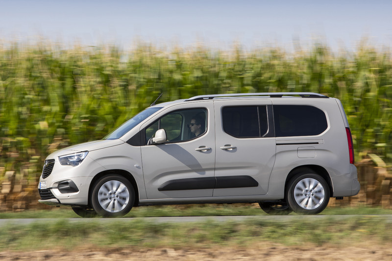 《Opel Combo》商用車家族新成員預約2018年漢諾威商用車展亮相 《Opel Combo》商用車家族新成員預約2018年漢諾威商用車展亮相