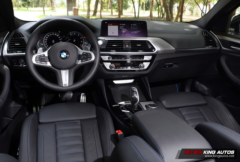 動感美臀更顯誘人 ─ 新一代《BMW X4 xDrive30i M Sport》試駕報導 動感美臀更顯誘人 ─ 新一代《BMW X4 xDrive30i M Sport》試駕報導