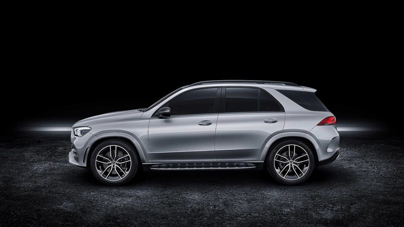 新世代《Mercedes-Benz GLE》亮相 預約2018年巴黎車展正式首演 新世代《Mercedes-Benz GLE》亮相 預約2018年巴黎車展正式首演