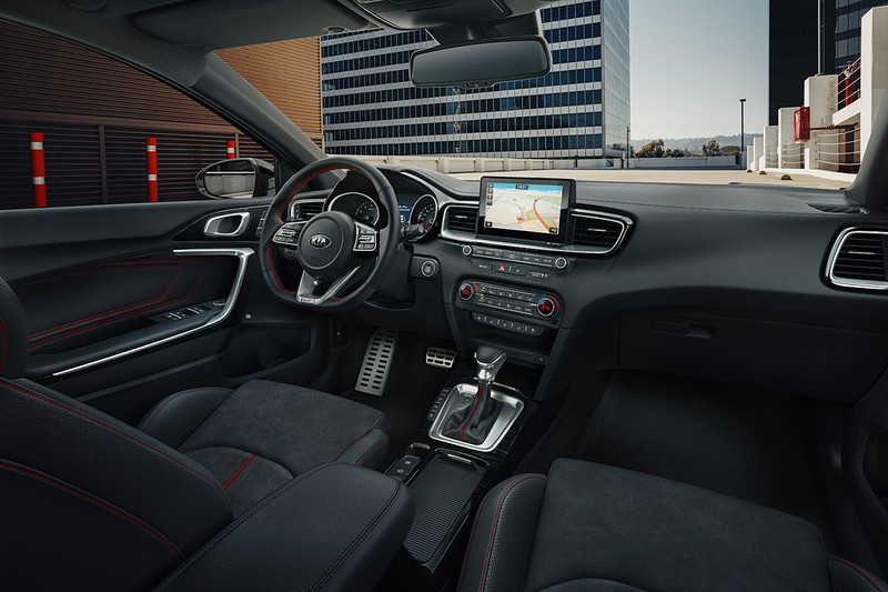 《Kia Ceed GT》無預警曝光 預告2018年巴黎車展正式發表 《Kia Ceed GT》無預警曝光 預告2018年巴黎車展正式發表