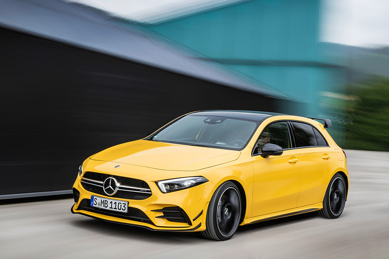 新世代《B-Class》預告亮相 《Mercedes-Benz》2018年巴黎車展陣容曝光 新世代《B-Class》預告亮相 《Mercedes-Benz》2018年巴黎車展陣容曝光
