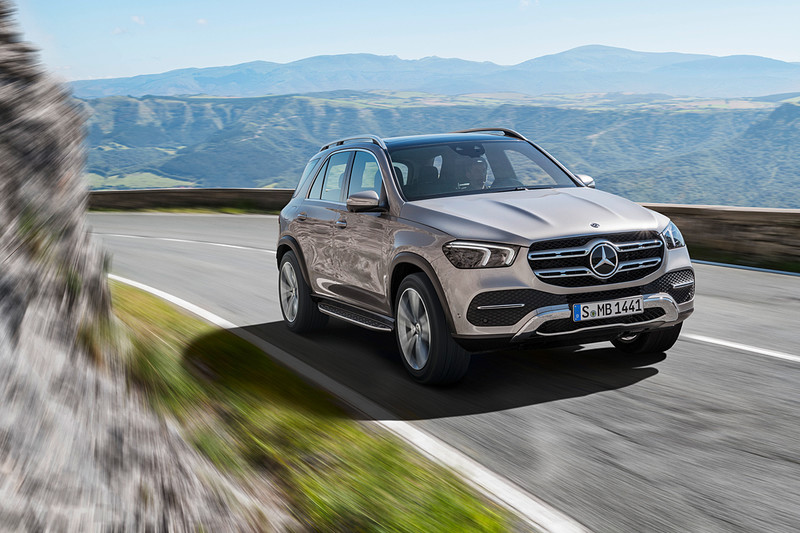 新世代《B-Class》預告亮相 《Mercedes-Benz》2018年巴黎車展陣容曝光 新世代《B-Class》預告亮相 《Mercedes-Benz》2018年巴黎車展陣容曝光