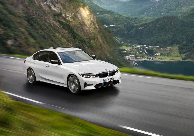 新一代車型終於亮相 G20世代《BMW 3 Series》巴黎車展正式發表 新一代車型終於亮相 G20世代《BMW 3 Series》巴黎車展正式發表