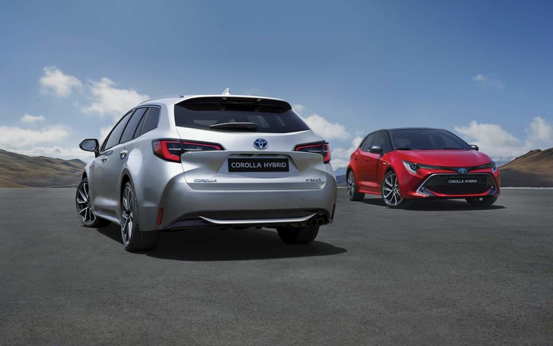 整合車名《Toyota Corolla Touring Sports》優雅旅行身段巴黎車展正式亮相 整合車名《Toyota Corolla Touring Sports》優雅旅行身段巴黎車展正式亮相