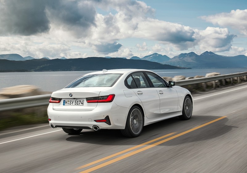新一代車型終於亮相 G20世代《BMW 3 Series》巴黎車展正式發表 新一代車型終於亮相 G20世代《BMW 3 Series》巴黎車展正式發表
