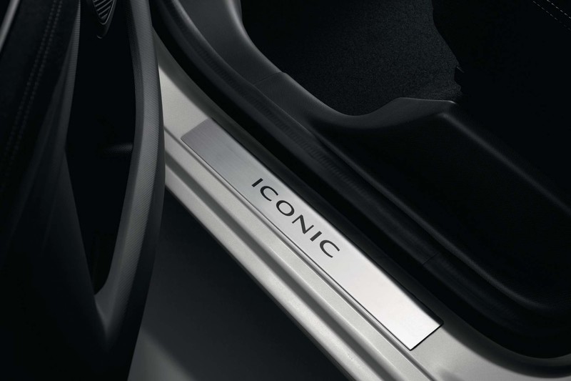 《Renault ZOE Iconic》巴黎車展發表 特仕新作歡慶銷售突破11萬輛 《Renault ZOE Iconic》巴黎車展發表 特仕新作歡慶銷售突破11萬輛